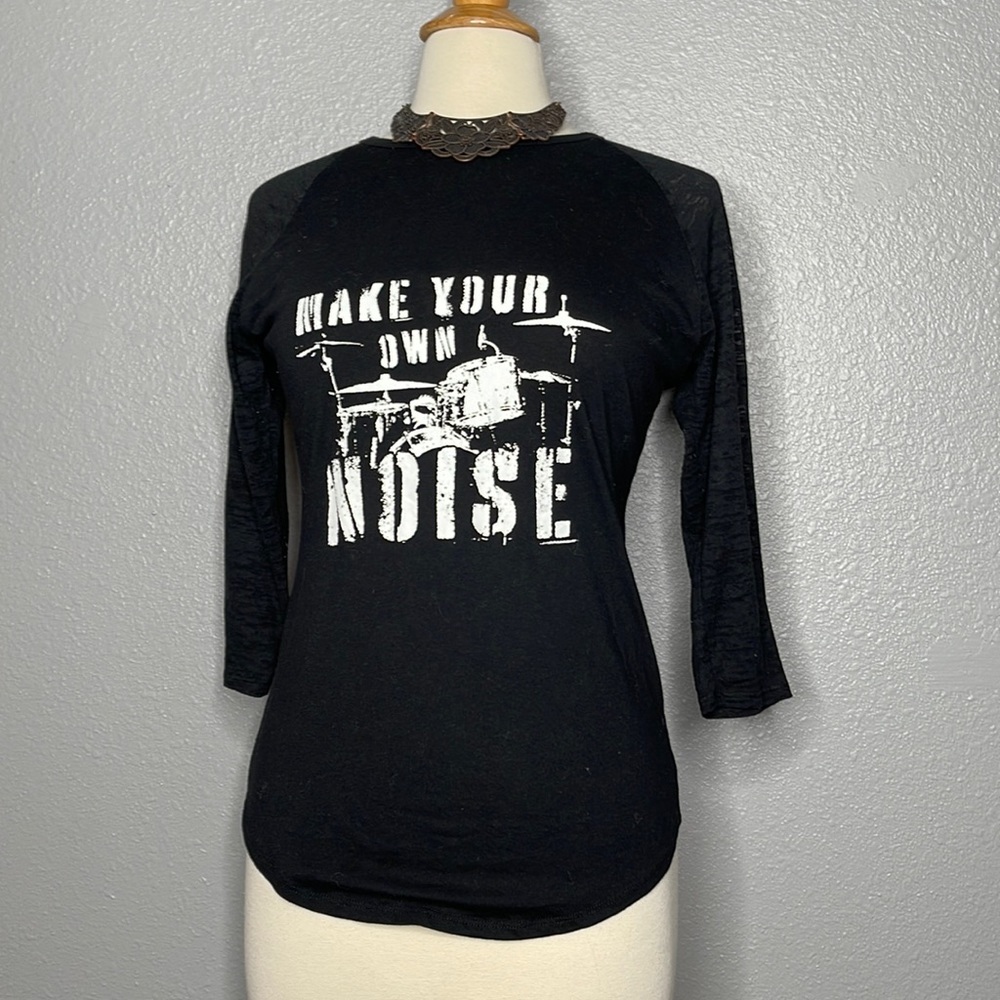 XS women’s Lularoe Randy 3/4 sleeve baseball tee